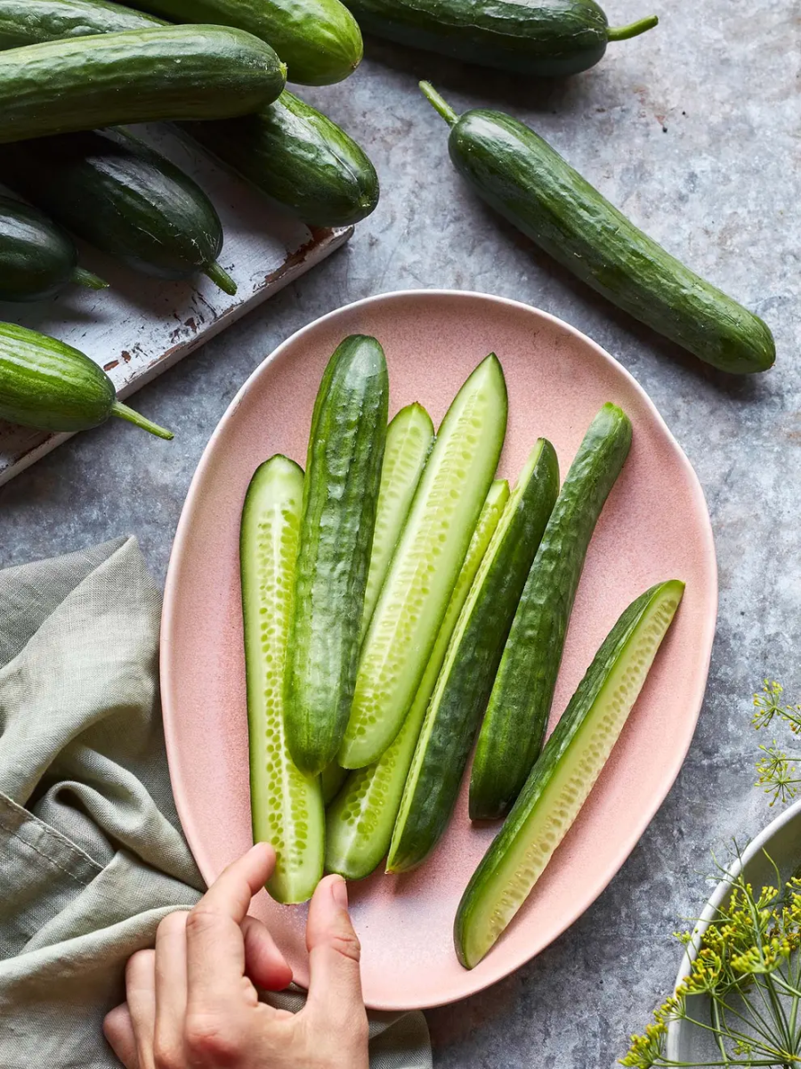 🌱🥒 Entdecken Sie die Freude an dornenlosen Mini-Gurkensamen - Perfekt für köstliche Snacks und frische Salate! 🌟🥗